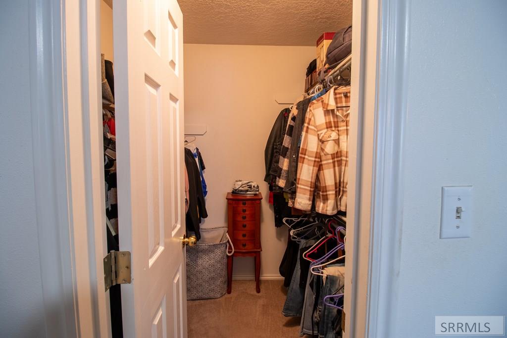 209 Donna Drive, Idaho Falls