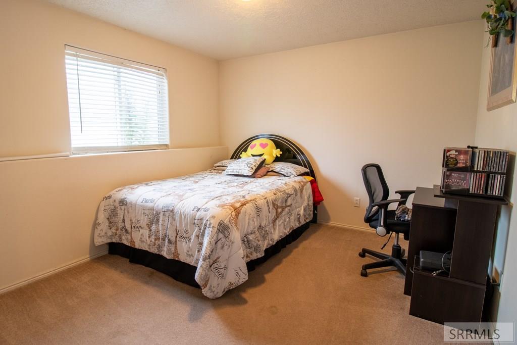 209 Donna Drive, Idaho Falls