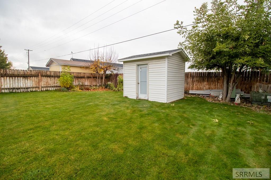 209 Donna Drive, Idaho Falls