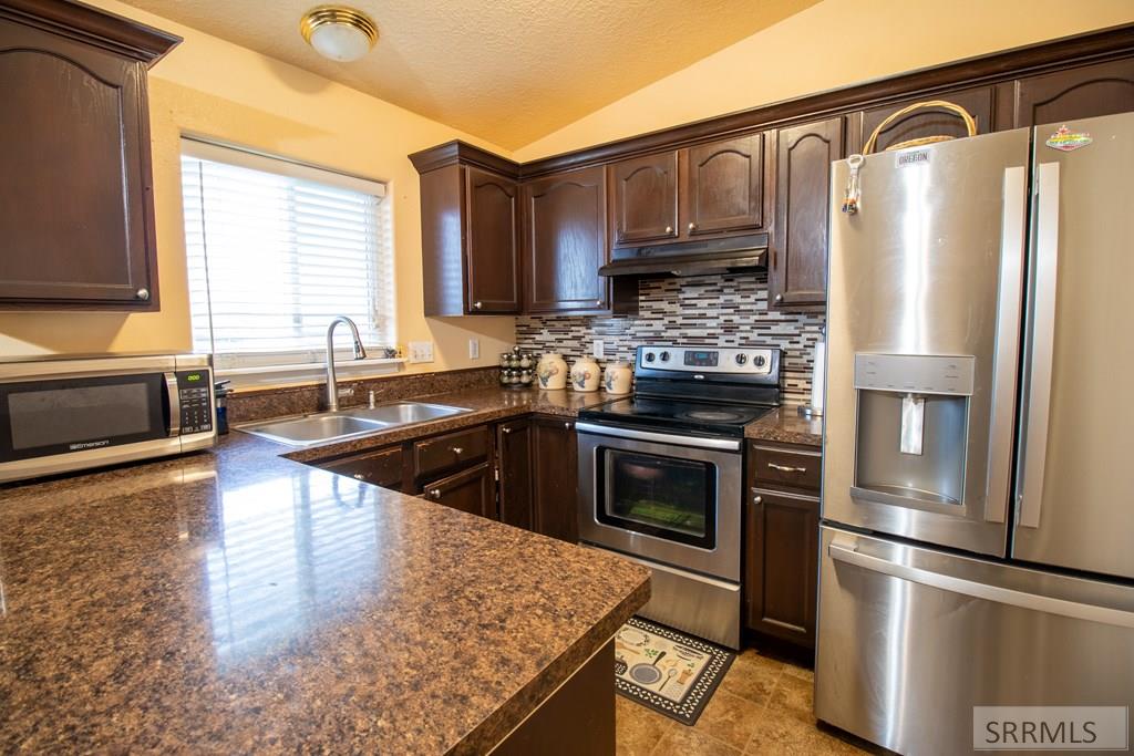 209 Donna Drive, Idaho Falls