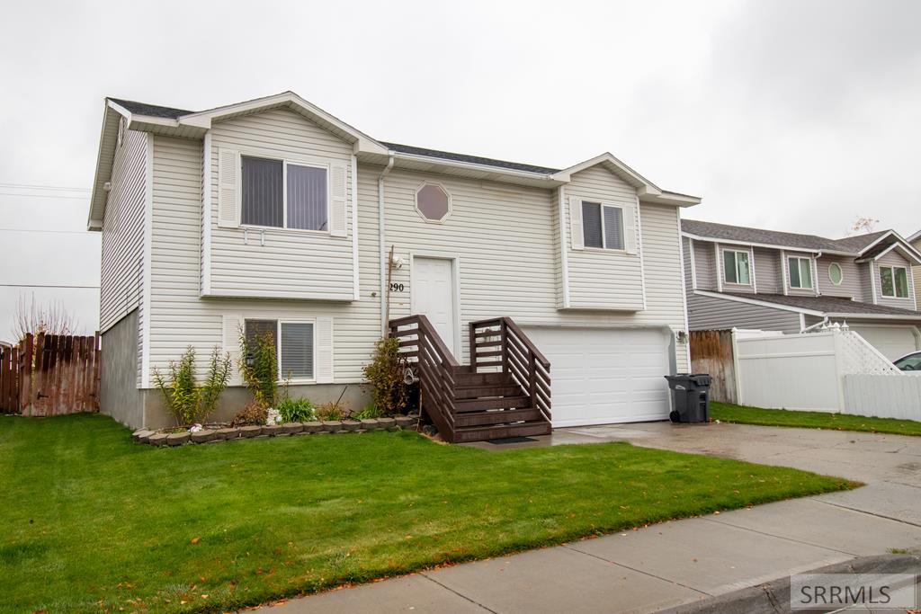 209 Donna Drive, Idaho Falls