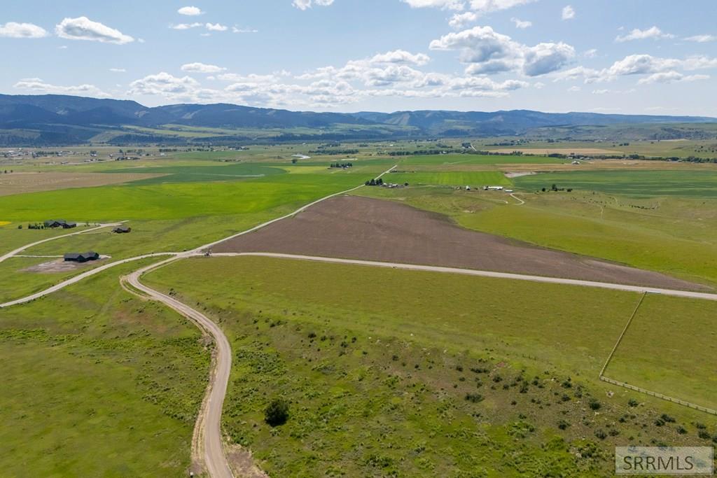 L2B1 Grand View Heights, Swan Valley