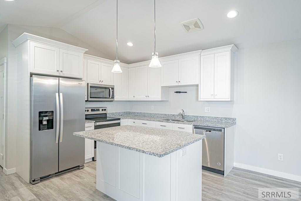 497 E 19th Street, Idaho Falls