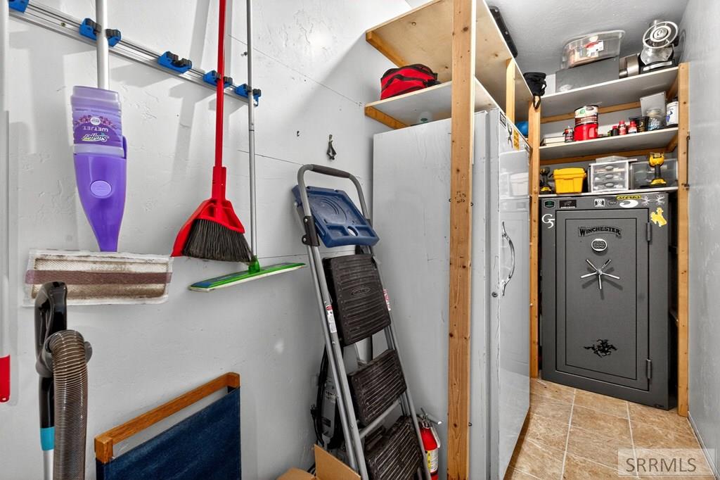 1287 N 1130 E, Shelley