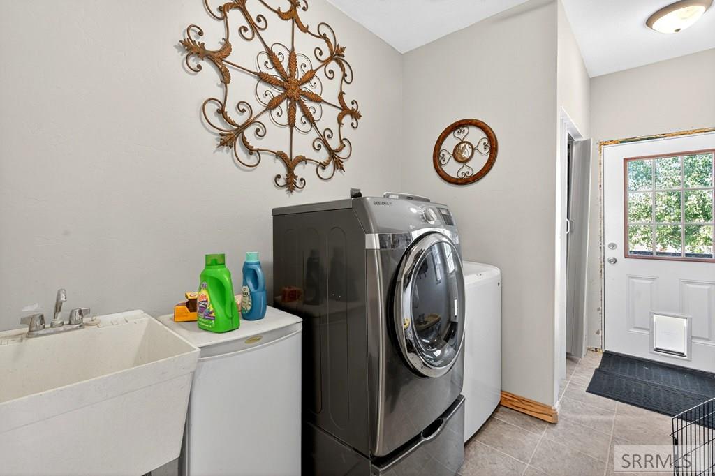 1287 N 1130 E, Shelley