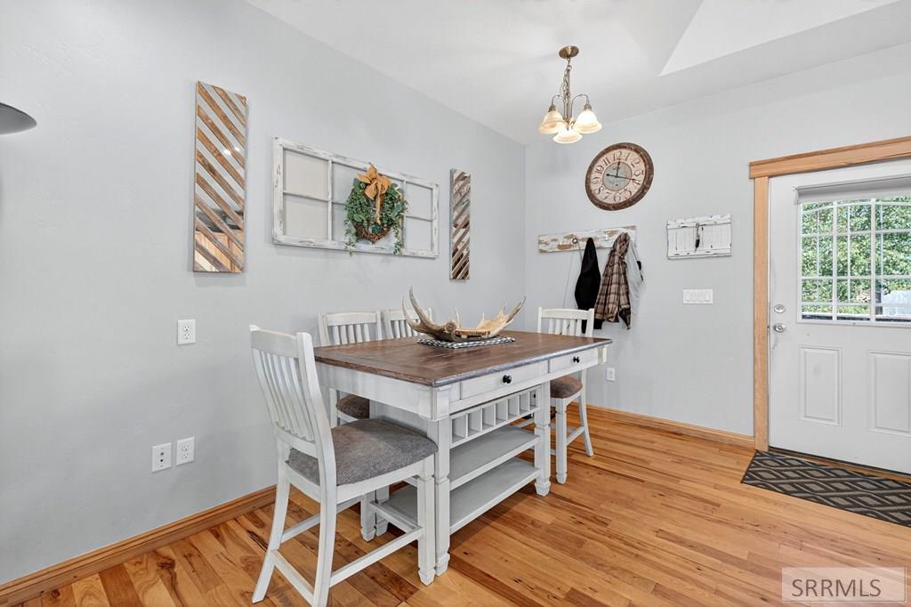 1287 N 1130 E, Shelley