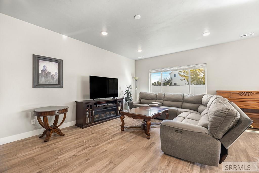 298 Church Street, Ammon