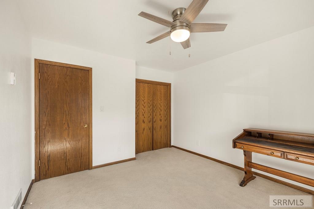 2424 S St Clair Avenue, Idaho Falls