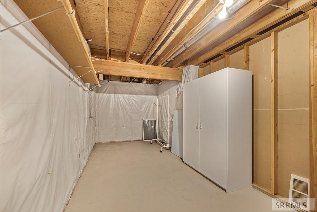 2424 S St Clair Avenue, Idaho Falls