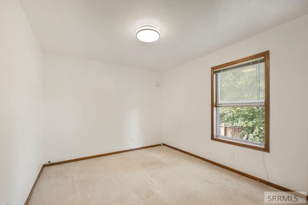 2424 S St Clair Avenue, Idaho Falls