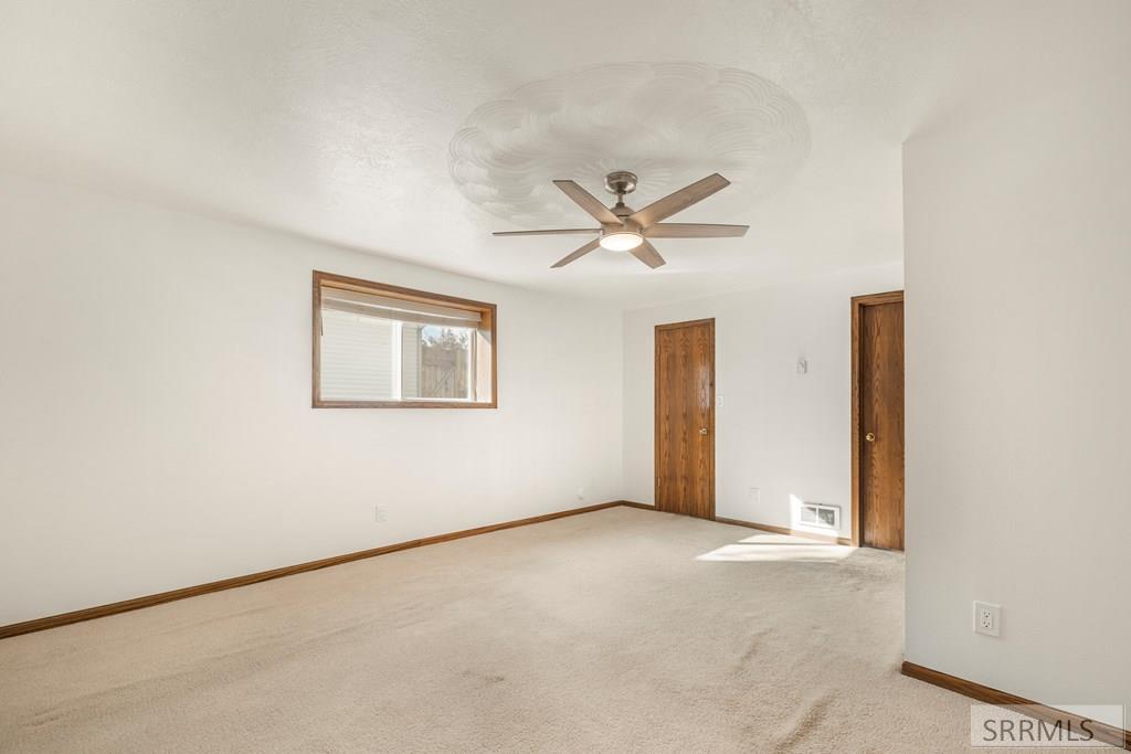 2424 S St Clair Avenue, Idaho Falls