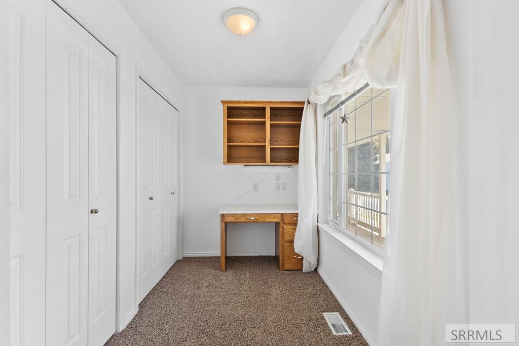 538 E 1250 N, Shelley