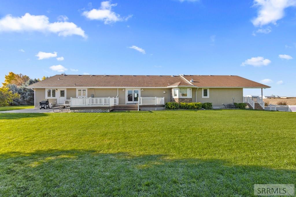 538 E 1250 N, Shelley