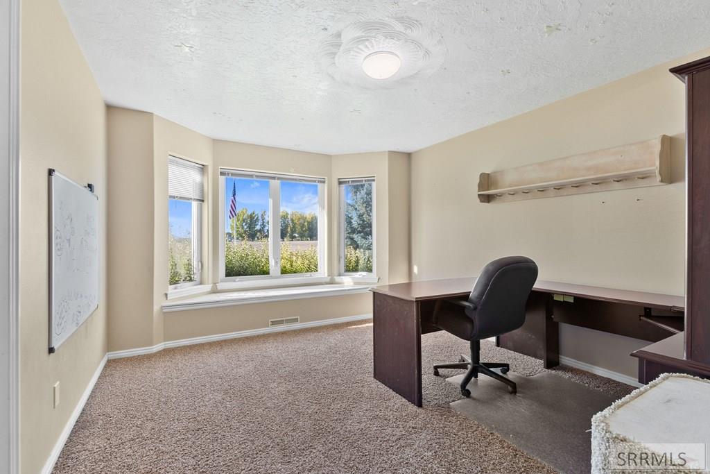 538 E 1250 N, Shelley