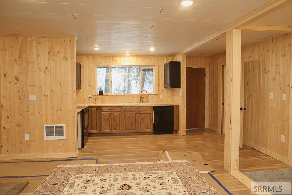 6 Upper Coyote Hollow