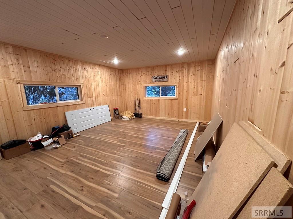 6 Upper Coyote Hollow