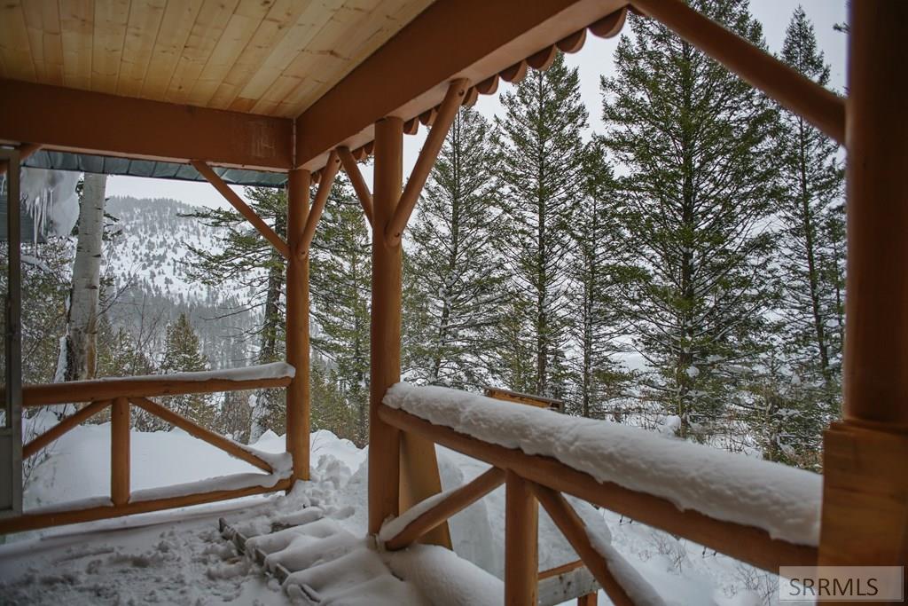 6 Upper Coyote Hollow