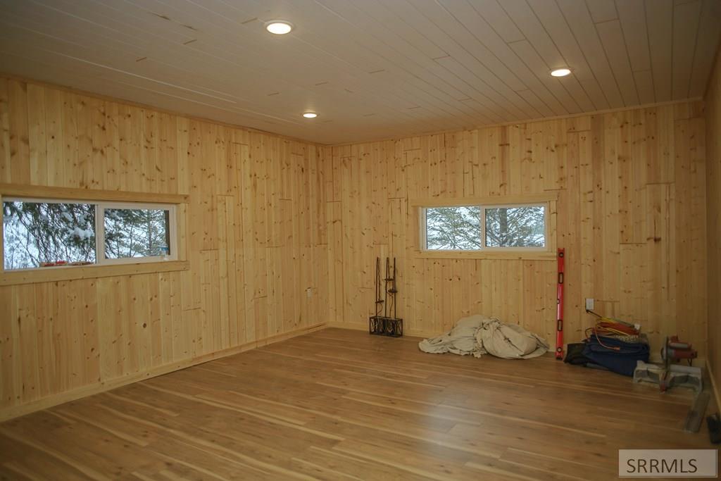 6 Upper Coyote Hollow