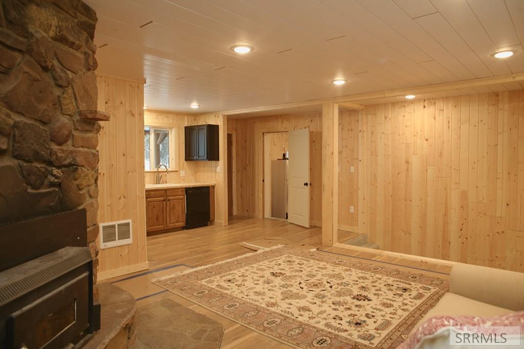 6 Upper Coyote Hollow