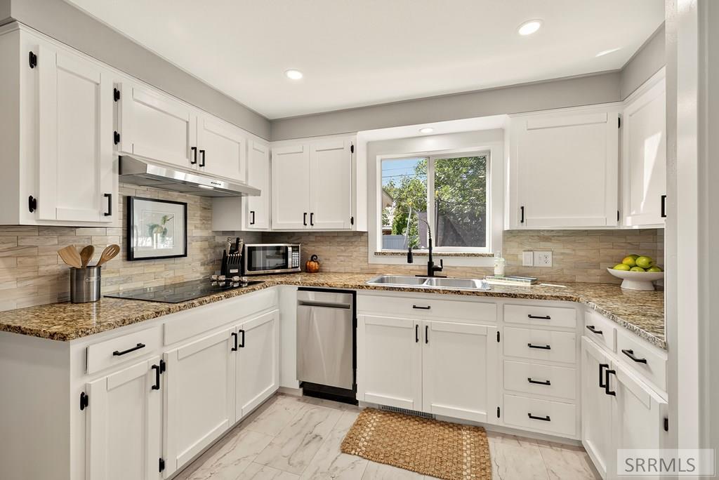 1894 Mckinzie Avenue