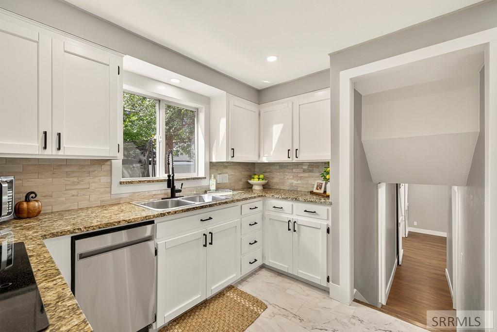 1894 Mckinzie Avenue