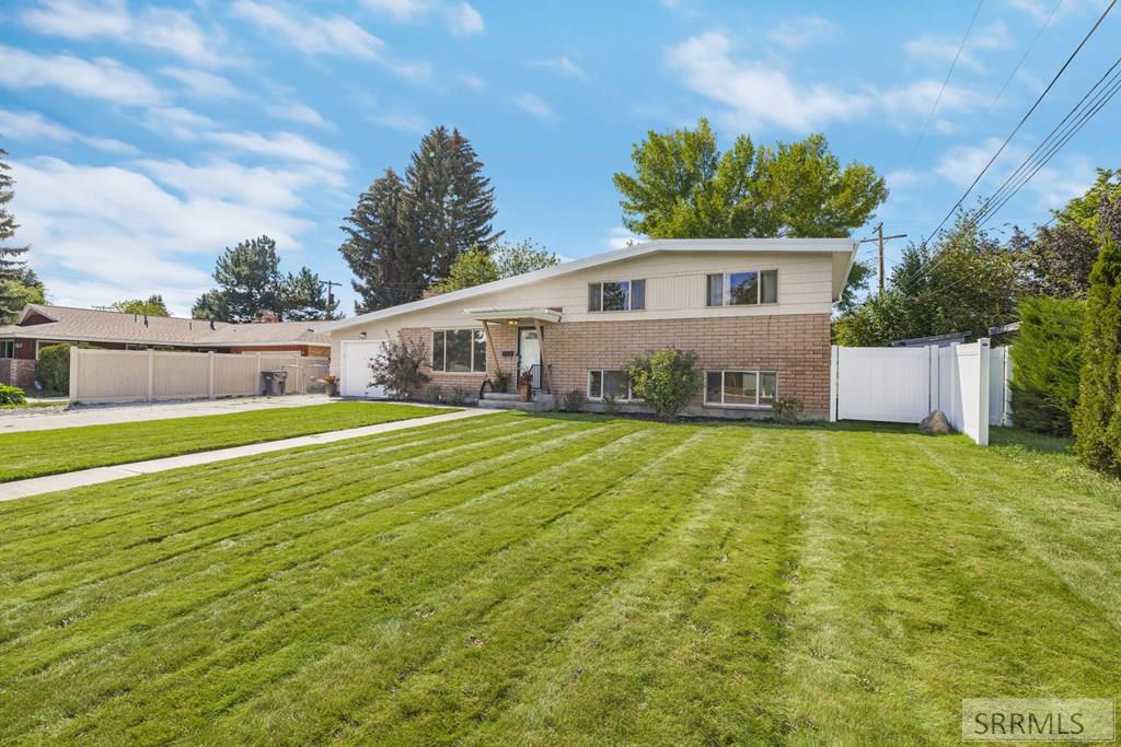 1894 Mckinzie Avenue