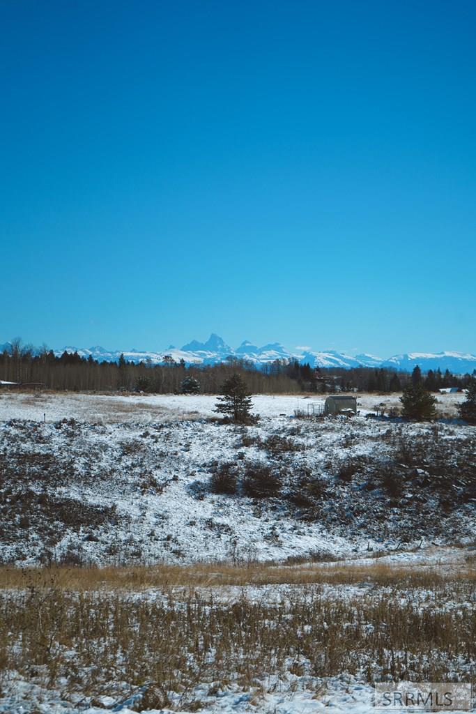 1600 Cherry Butte Road