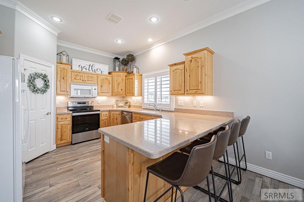 1785 Cabellaro Drive