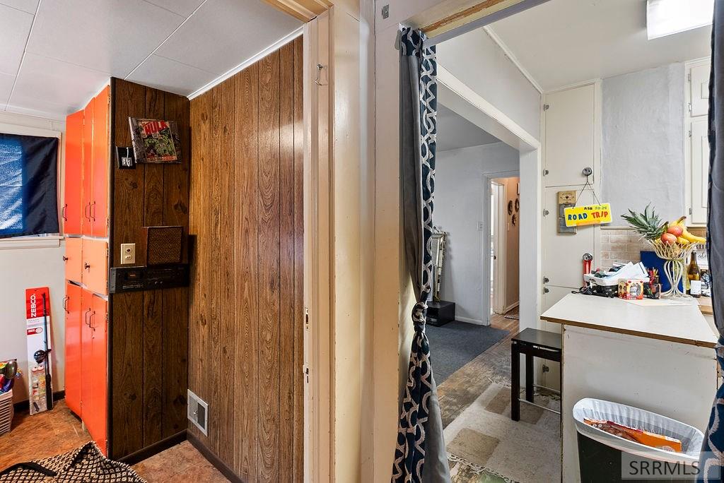 1046 E Lander Street