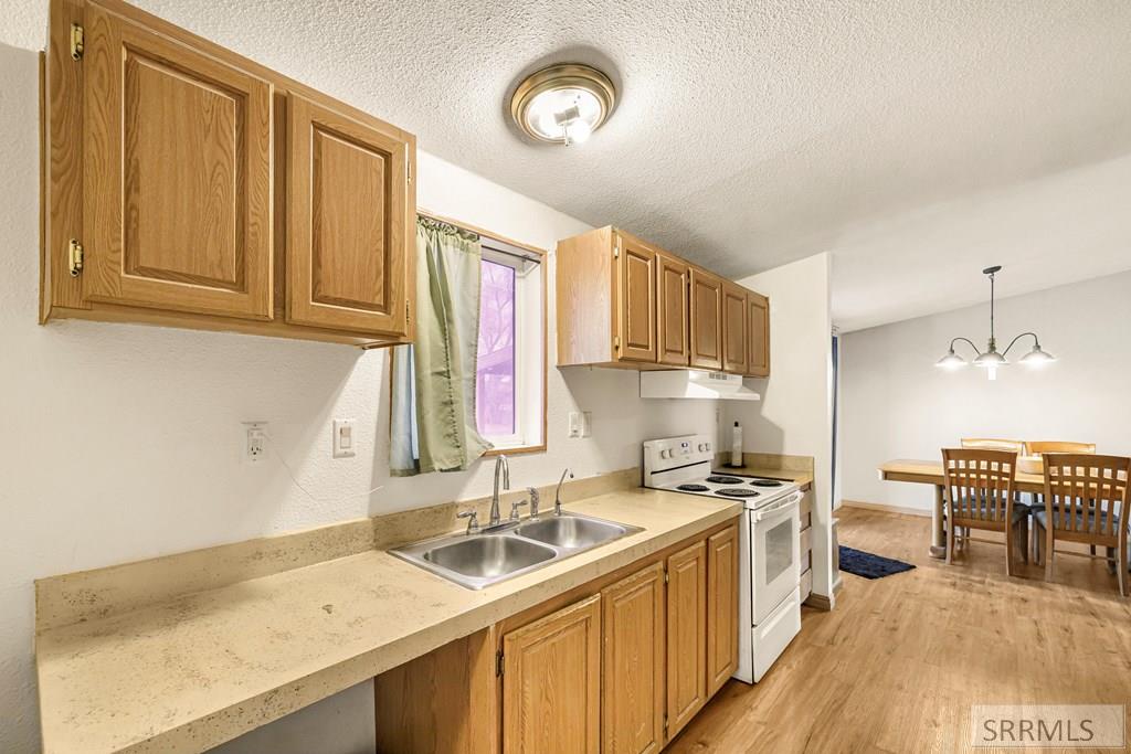 13474 N Yellowstone Hwy