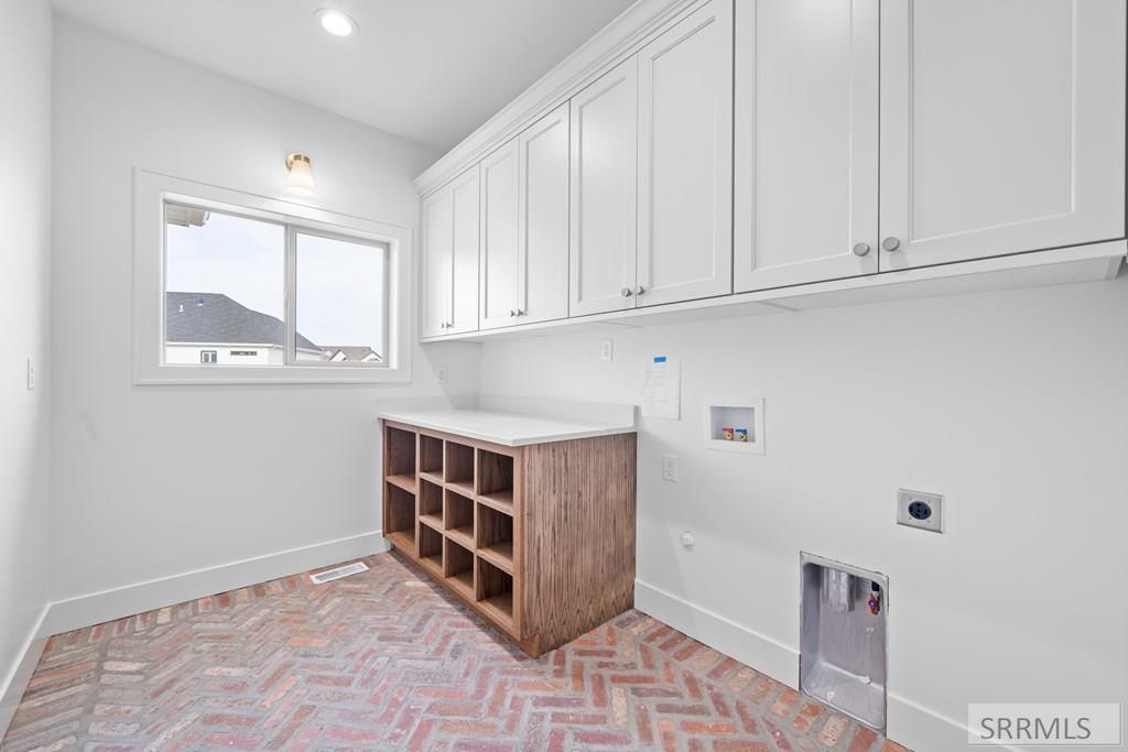 5768 Dune Village Way