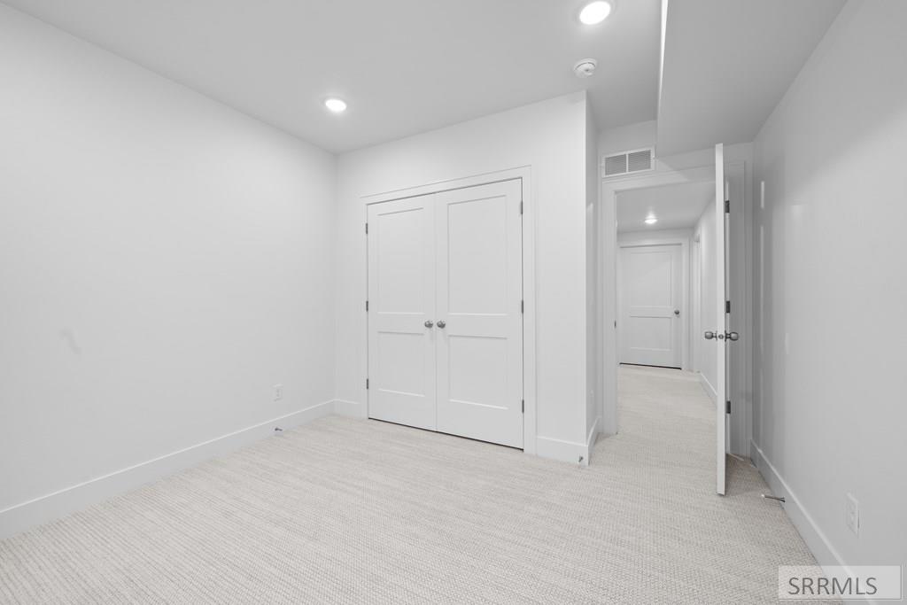 5768 Dune Village Way