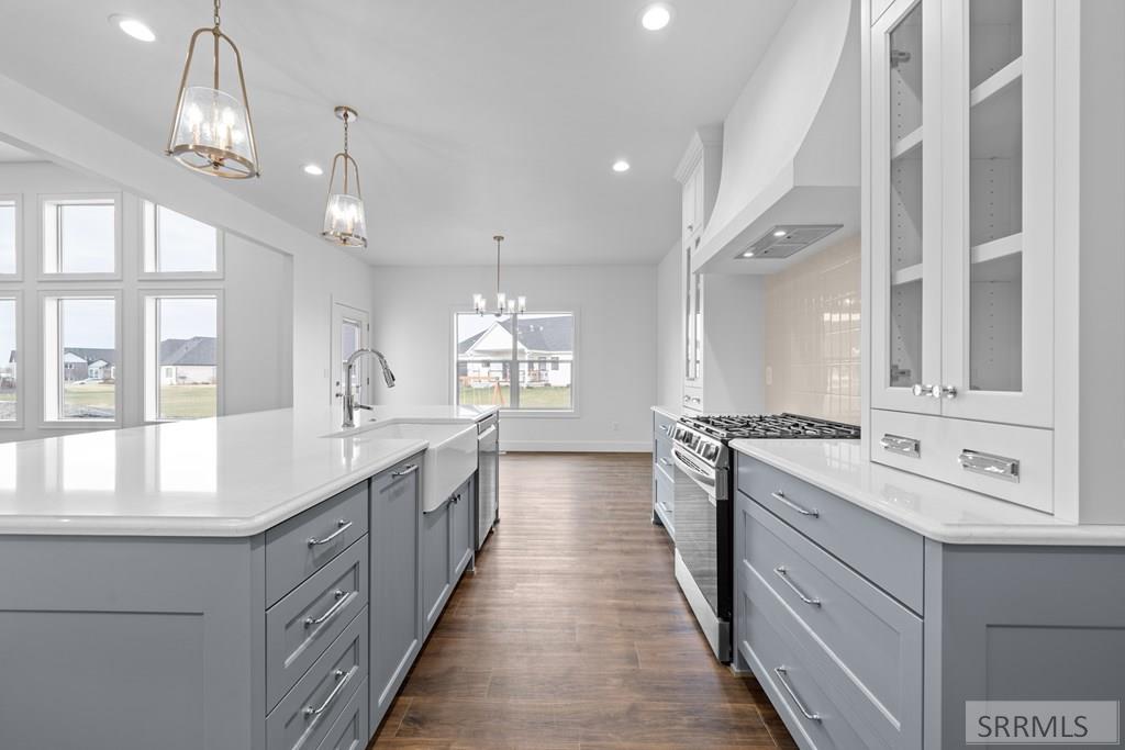 5768 Dune Village Way