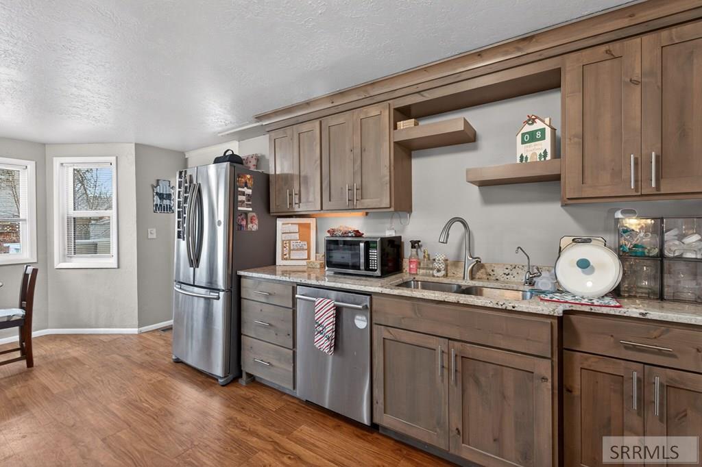 337 N Johnson Avenue