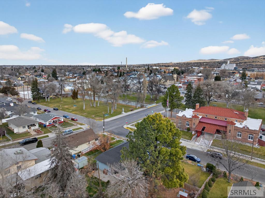 337 N Johnson Avenue