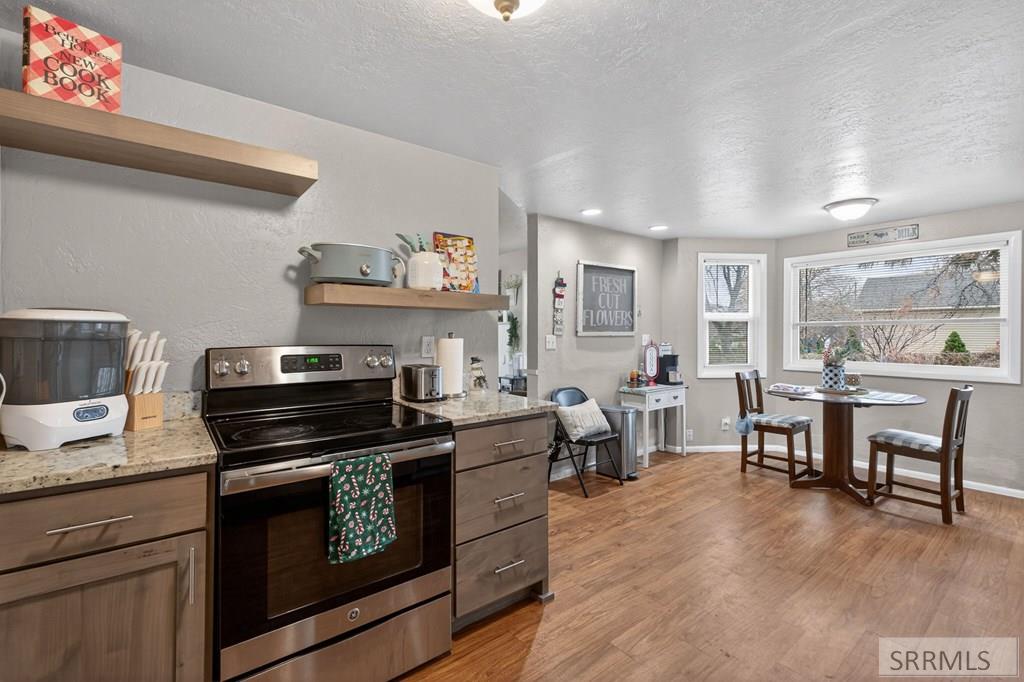 337 N Johnson Avenue