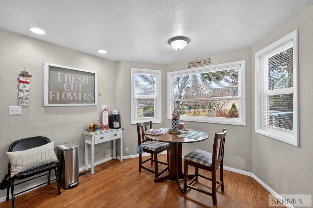 337 N Johnson Avenue