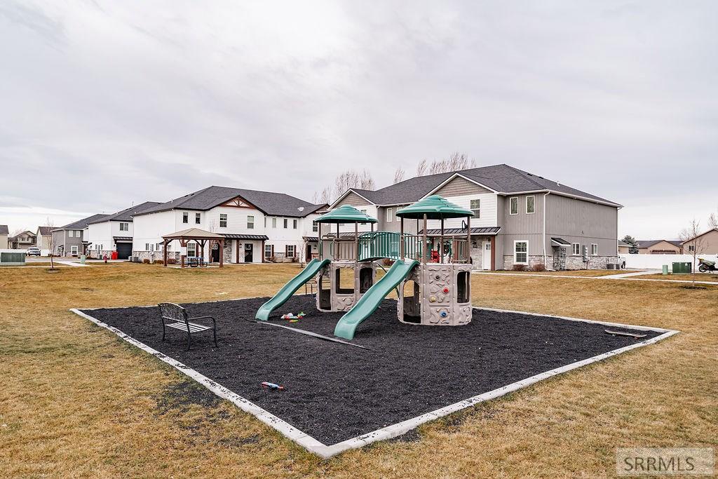 359 N 3rd W # 203 Unit: #203