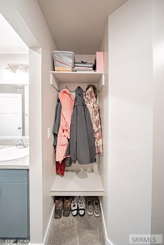 359 N 3rd W # 203 Unit: #203