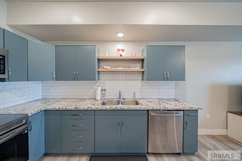 359 N 3rd W # 203 Unit: #203