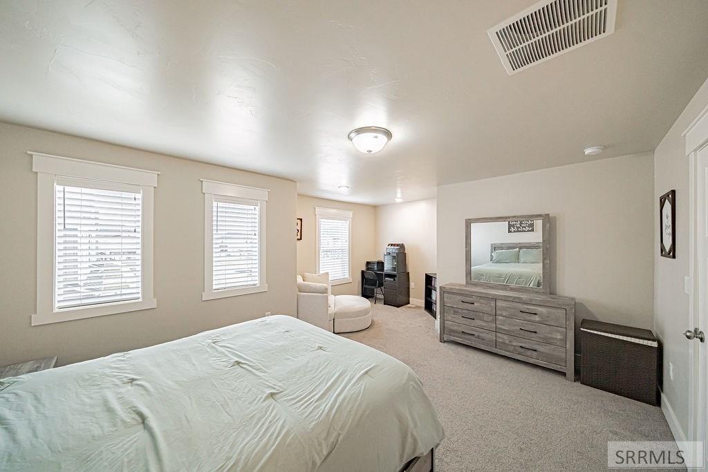 359 N 3rd W # 203 Unit: #203