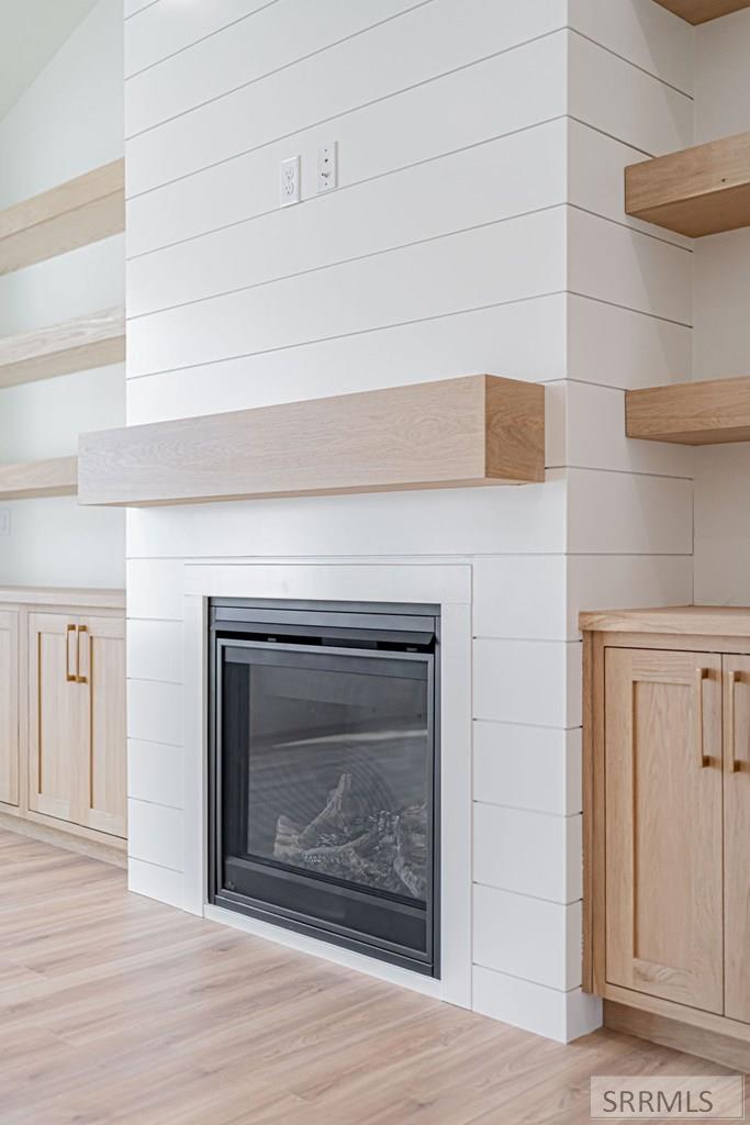 430 Saddle Rock Lane