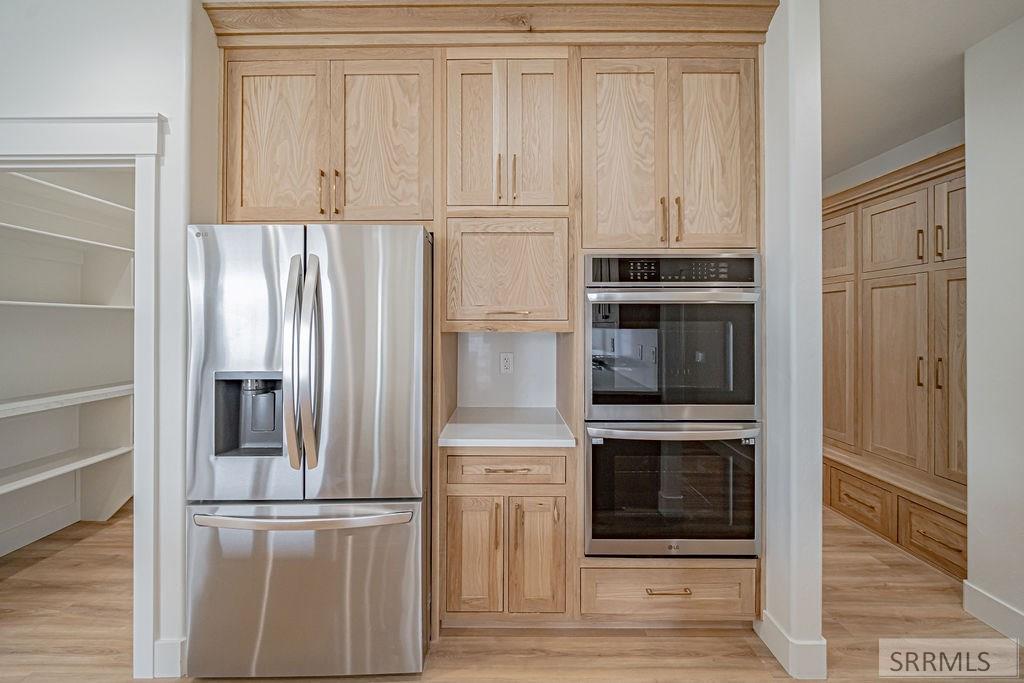 430 Saddle Rock Lane