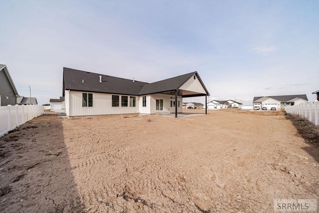 430 Saddle Rock Lane