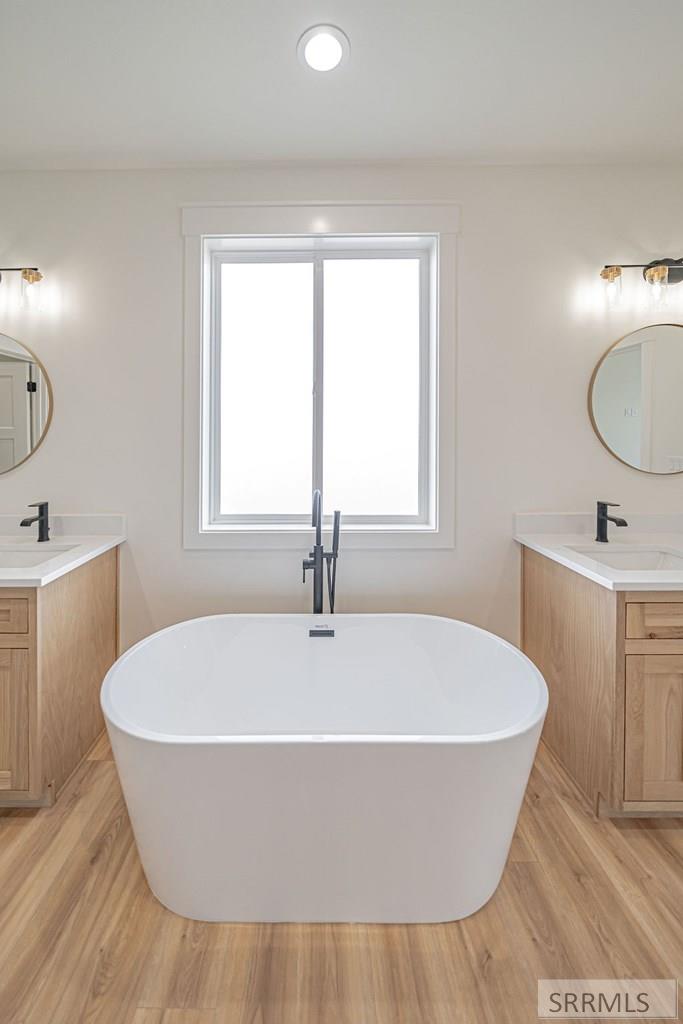 430 Saddle Rock Lane