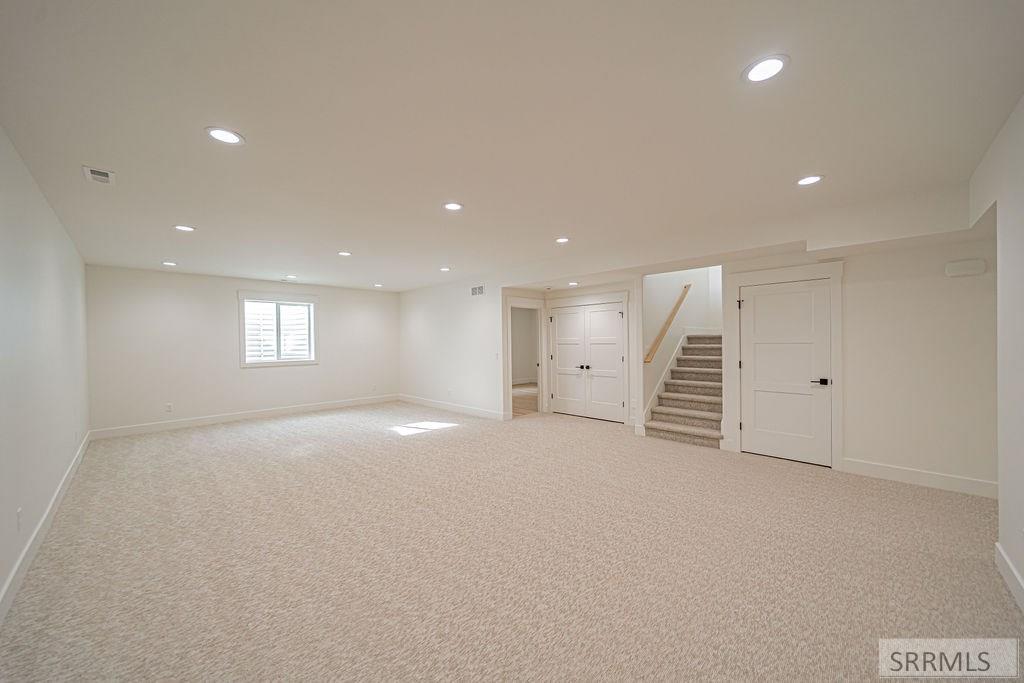 430 Saddle Rock Lane