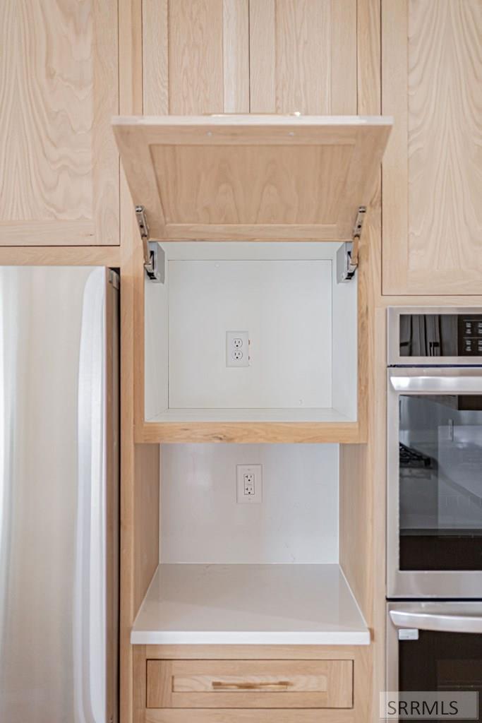 430 Saddle Rock Lane