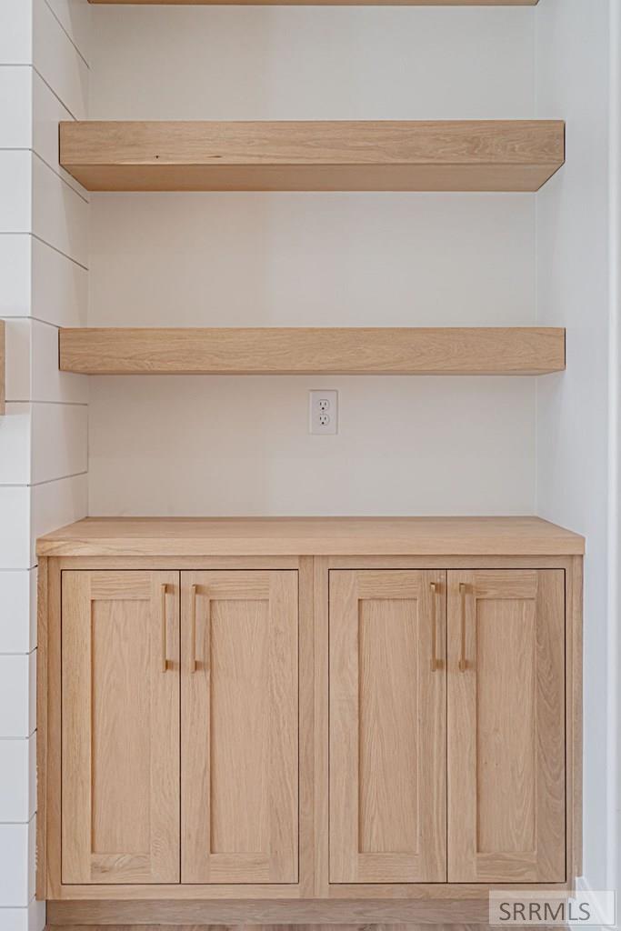 430 Saddle Rock Lane