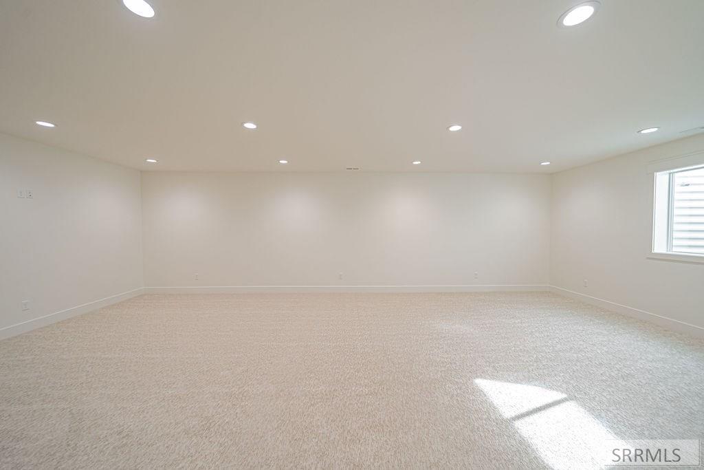 430 Saddle Rock Lane