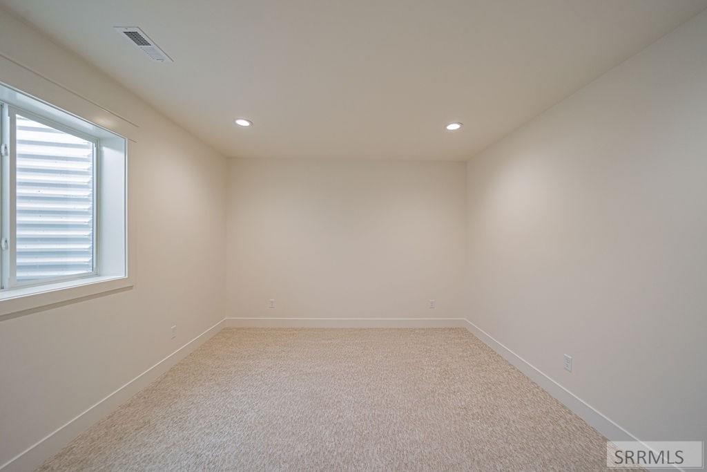 430 Saddle Rock Lane